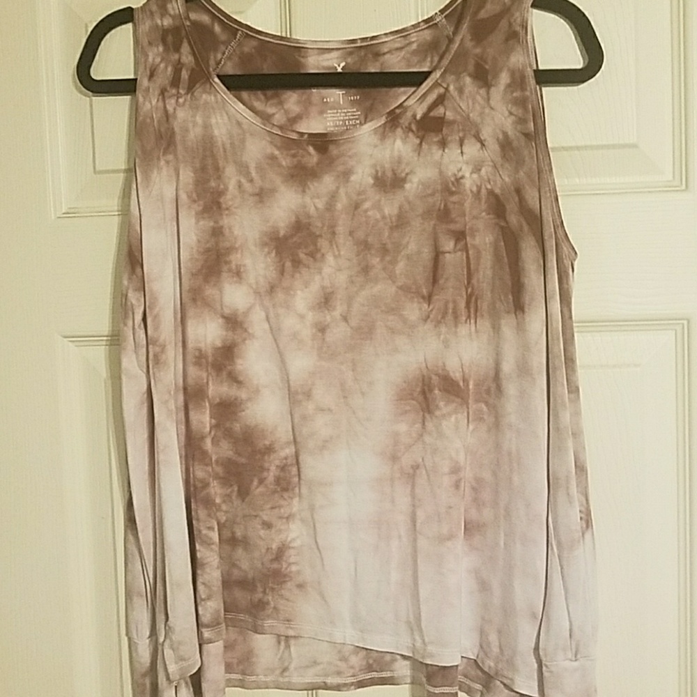 Cold shoulder top